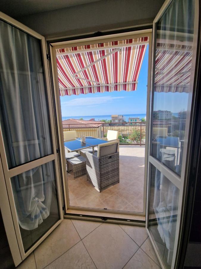 La Terrazza Di Elisa Apartment Marina di San Lorenzo Exterior photo